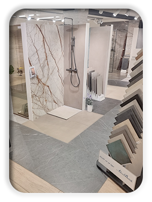 image of: showroom og udstillinger med fliser, håndvaske og armaturer