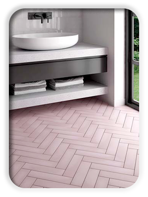 billede af lyserøde sildebensfliser